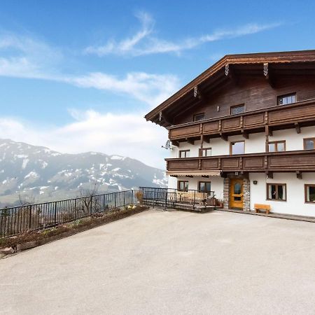 Farmhouse With Views Over The Zillertal Grosshartberg Ngoại thất bức ảnh