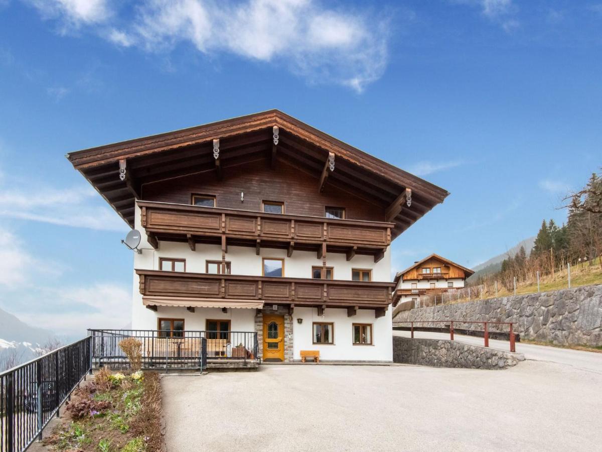Farmhouse With Views Over The Zillertal Grosshartberg Ngoại thất bức ảnh