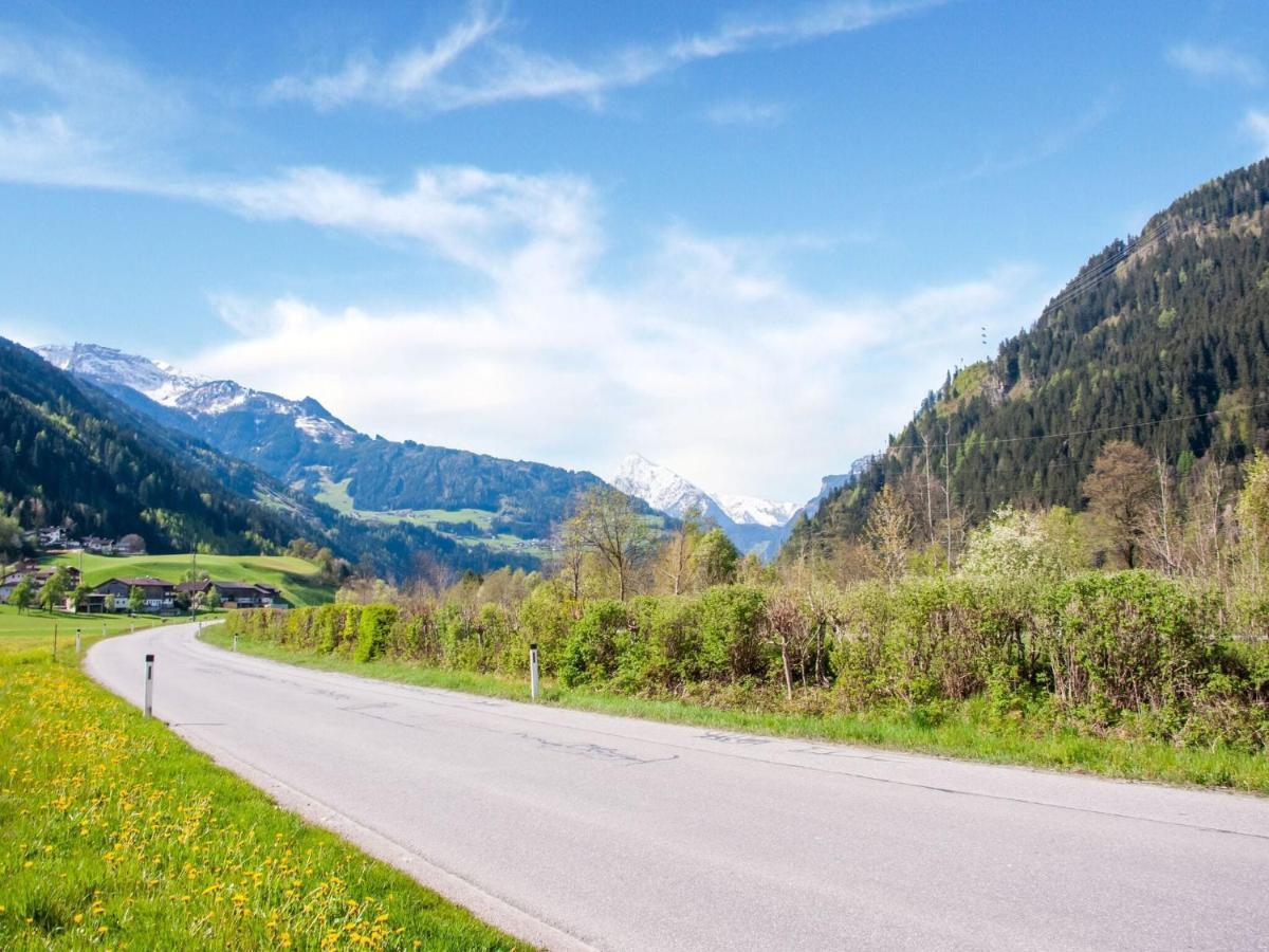 Farmhouse With Views Over The Zillertal Grosshartberg Ngoại thất bức ảnh