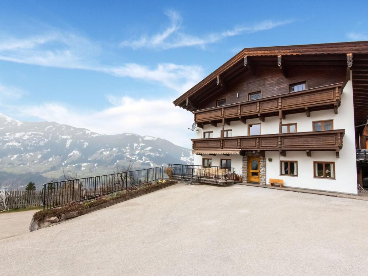 Farmhouse With Views Over The Zillertal Grosshartberg Ngoại thất bức ảnh